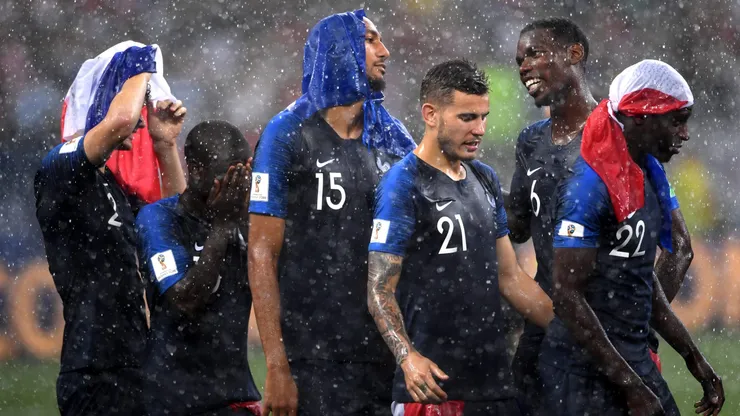 El ex campeón del mundo tuvo que dejar Irán.