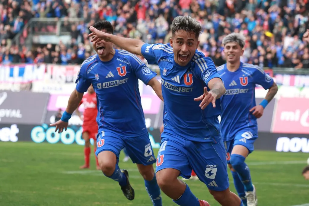 Lucas Assadi ha tenido una explosión de su talento en los últimos partidos. Foto: Eduardo Fortes/Photosport