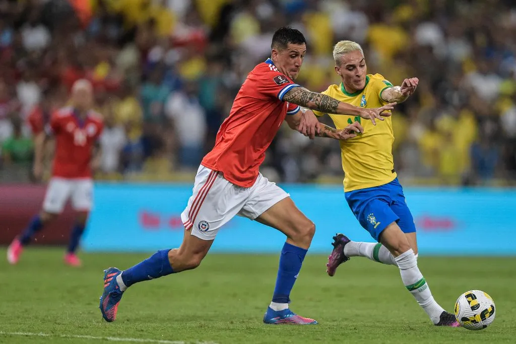 Enzo Roco jugando por Chile en 2022. Imagen: Photosport