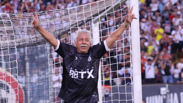 Carlos Caszely espera que el cierre de 2025 para Colo Colo sea enmendando el rumbo.