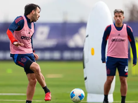 ¡Ni ha sido presentado ante la prensa y ya tiene su oportunidad!