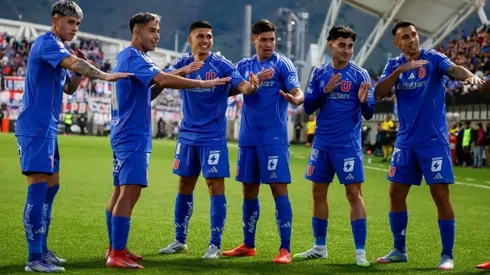 El festejo de los jugadores de Universidad de Chile en la goleada frente a Unión La Calera.