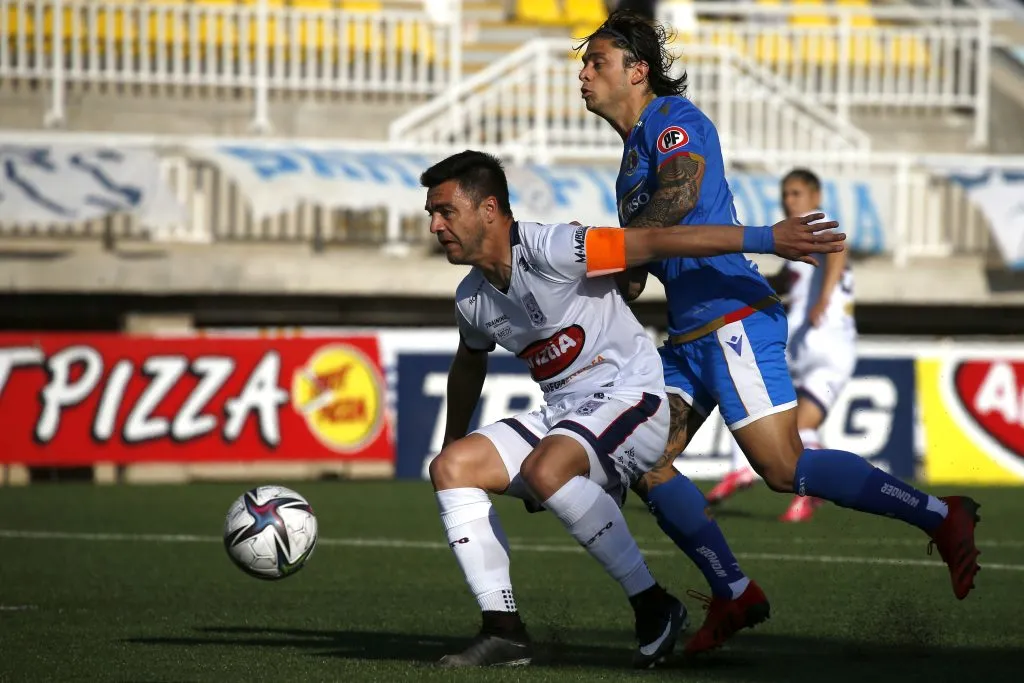 Gonzalo Lauler también fue capitán de Deportes Melipilla. (Andres Pina/Photosport).