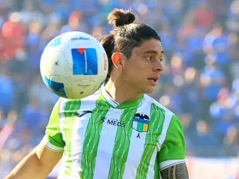 Jugó en Colo Colo y reacciona con burla al fichaje de Montecinos
