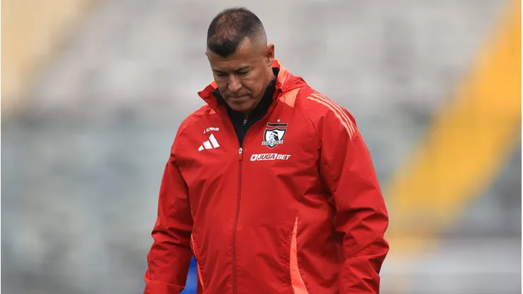 Jorge Almirón otra vez se fue expulsado en Colo Colo.