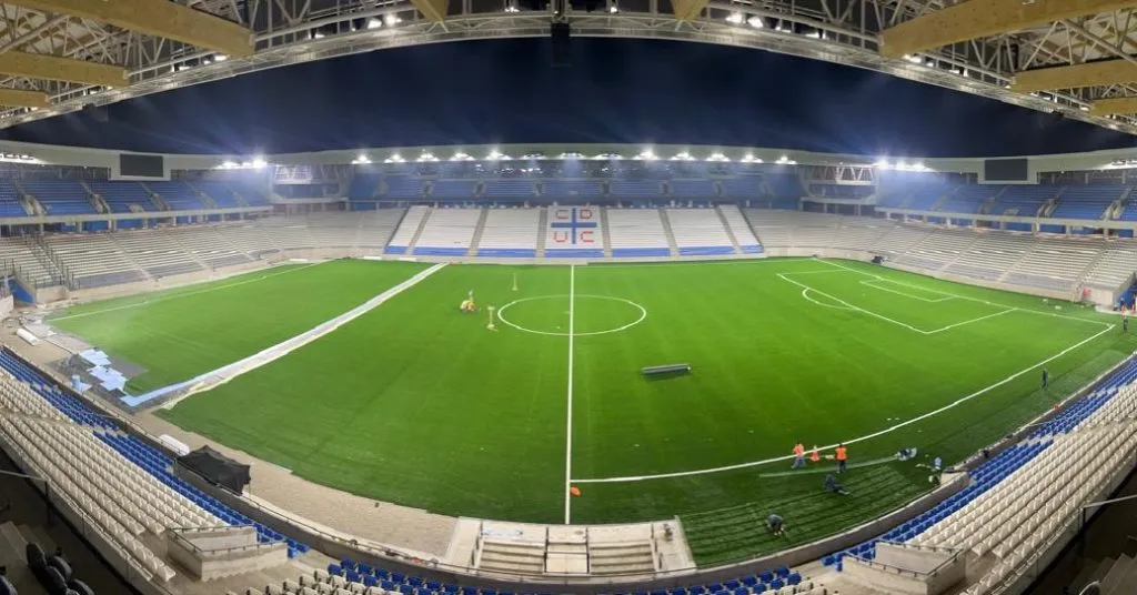Universidad Católica está a detalles de abrir su nueva casa, el Claro Arena. | Foto: Cruzados.