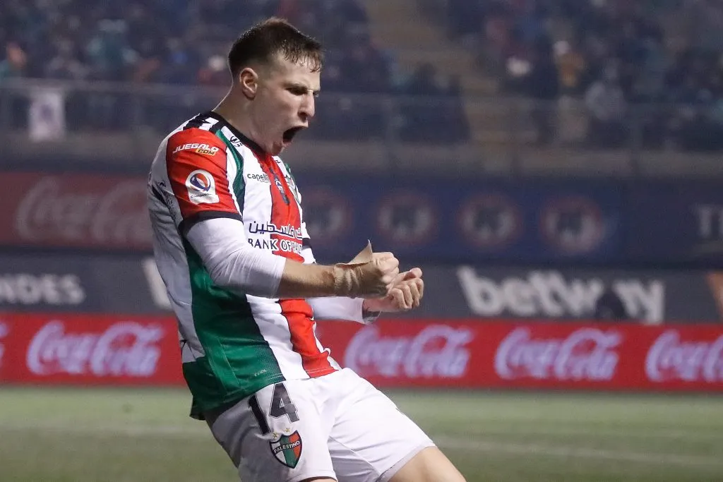 Bruno Barticciotto celebra con Palestino, club desde donda saltó a Talleres de Argentina. (Jonnathan Oyarzun/Photosport).