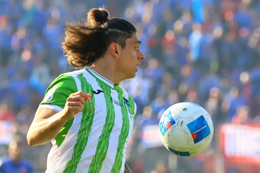 El nombre de Joaquín Montecinos ya no corre como opción en Colo Colo. (Jonnathan Oyarzun/Photosport).