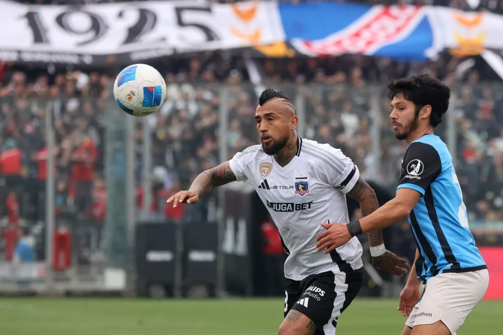 Arturo Vidal está a un partido de renovar su contrato en Colo Colo. Foto: Jonnathan Oyarzun/Photosport