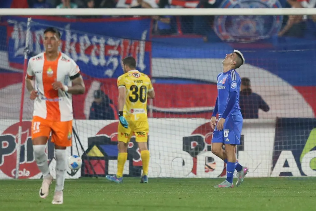 Pinilla le manda un mensaje a la dirigencia y los compara con Colo Colo y la UC. Foto: Dragomir Yankovic/Photosport