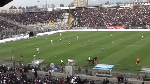 La jugada que muestra poco criterio futbolístico del juez Flores al parar el partido