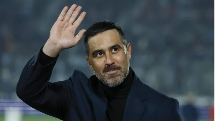 Claudio Bravo no le cierra la puerta a un regreso a Colo Colo en un rol más dirigencial.