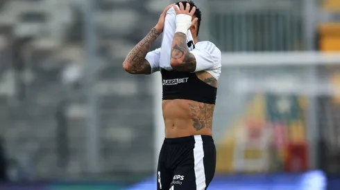 Javier Correa está suspendido en Colo Colo.