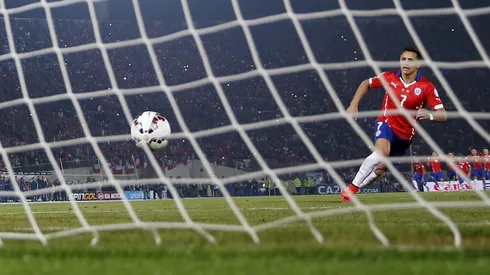 Duda y polémica: ¿quién iba a tirar el quinto penal de Chile contra Argentina el 2015?