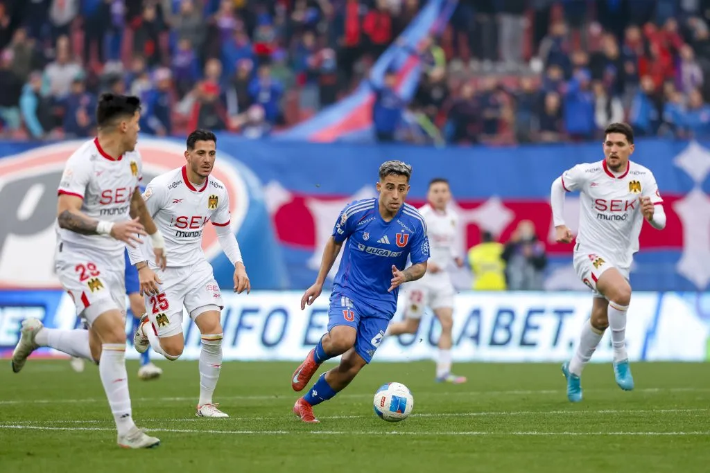 Lucas Assadi fue el gran protagonista de la U. Foto: Pepe Alvujar/Photosport