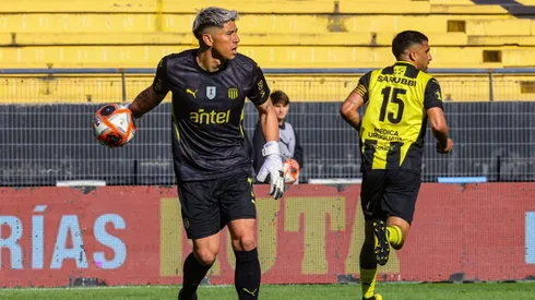 Brayan Cortés tuvo un debut de ensueño en Peñarol y en el clásico ante Nacional.