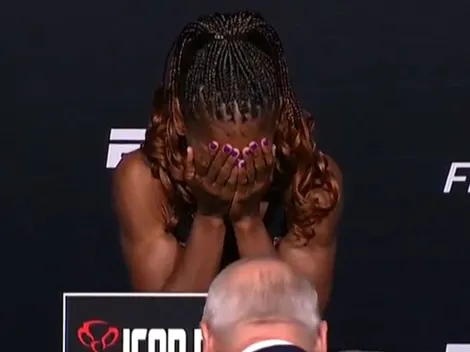 Campeona UFC vive un incómodo momento y se tapa la cara de vergüenza