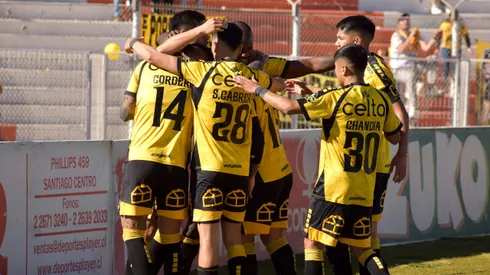 Coquimbo Unido sigue firme en la cima.