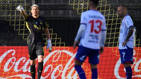 Brayan Cortés debutó en Peñarol ante Nacional.