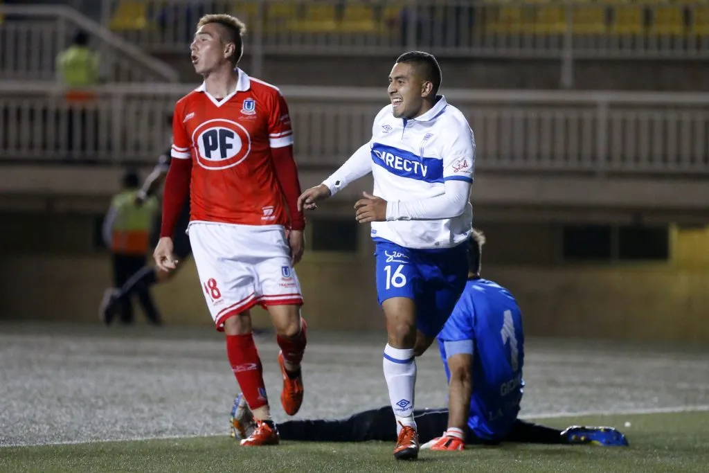 Jeisson Vargas celebra ante Unión La Calera en la UC 2016. (Andres Pina/Photosport).