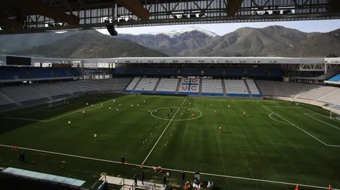 ¿Qué decisión toma la Municipalidad de Las Condes con el nuevo estadio de Universidad Católica?