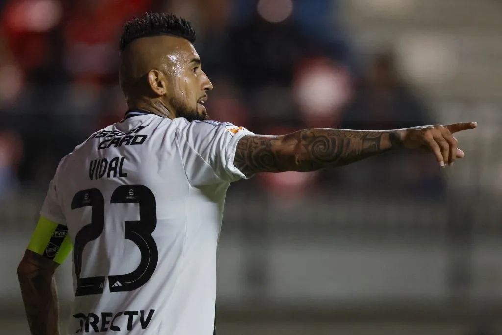 Arturo Vidal se perdería el duelo con la UC | Photosport