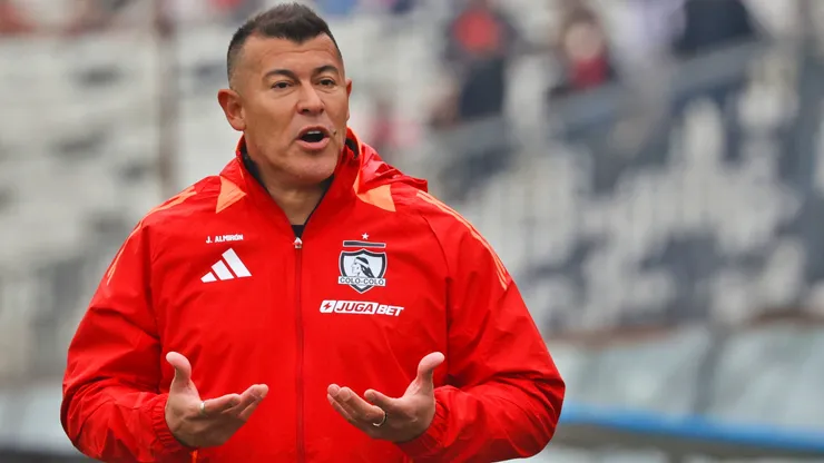 Jorge Almirón y su estadía como DT de Colo Colo en veremos.