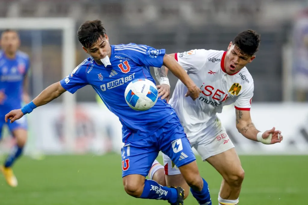 Fabián Hormazábal adelanta el duelo contra Independiente. Foto: Pepe Alvujar/Photosport