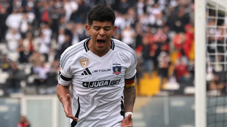 Esteban Pavez es uno de los apuntados por los hinchas de Colo Colo por el mal momento del equipo este 2025.