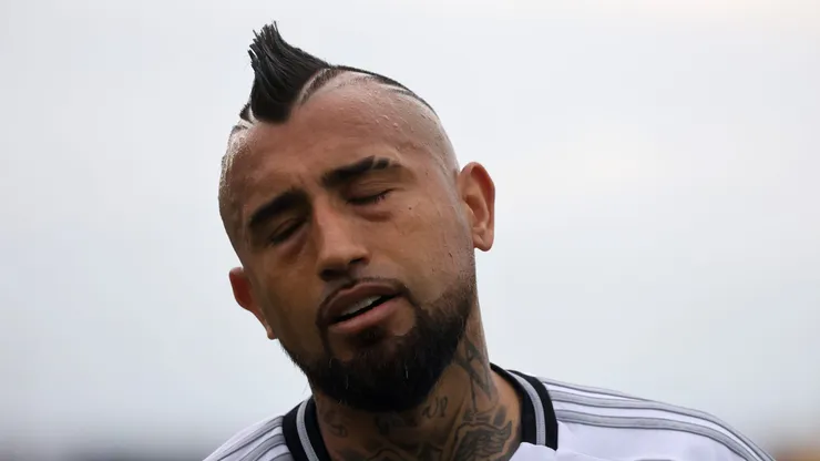 Colo Colo sigue en la polémica.