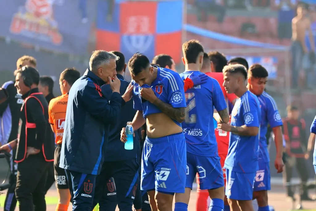 Gustavo Álvarez prepara a su equipo para el duelo ante Independiente. Foto: Jonnathan Oyarzun/Photosport