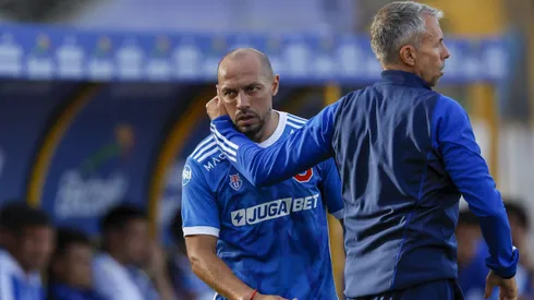 Gustavo Álvarez aclara el panorama de Marcelo Díaz en la U