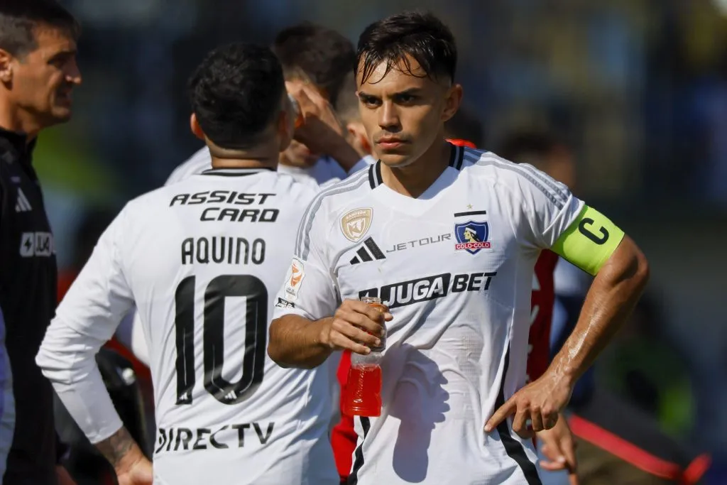 Vicente Pizarro se suma en Colo Colo a las críticas al arbitraje.