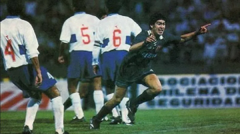 El gol de Salas ante la Católica que aún enfurece a Gorosito pues estaba offside