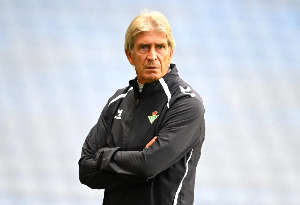 Manuel Pellegrini suma récords con Betis. (Photo by Clive Mason/Getty Images)