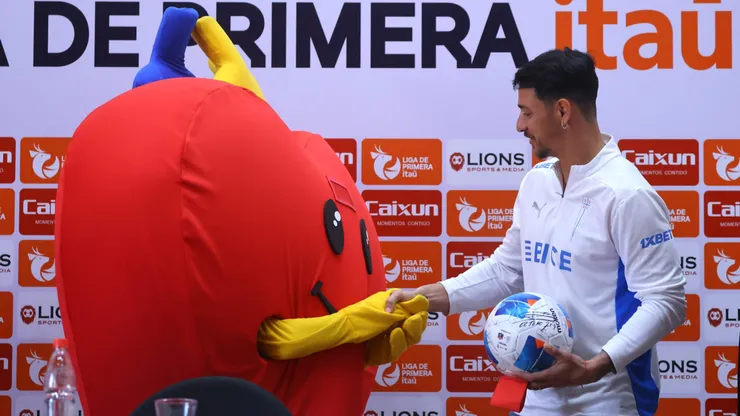 Fernando Zampedri en la previa al clásico.