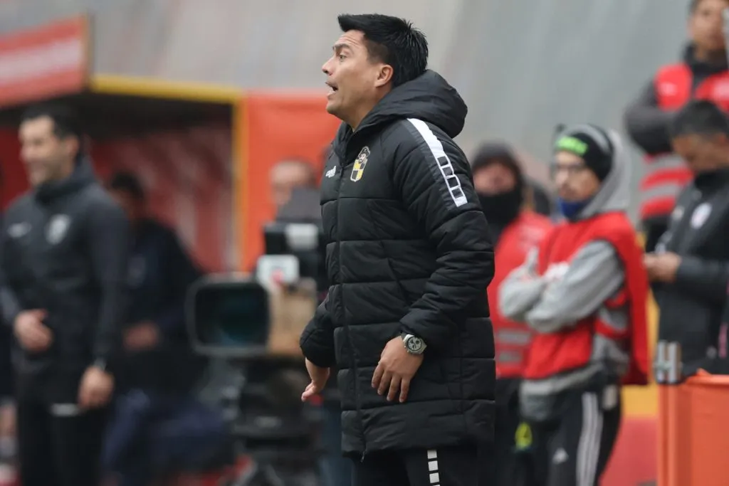 Esteban González no se preocupa de la ventaja sobre la U en la previa del duelo ante Everton.