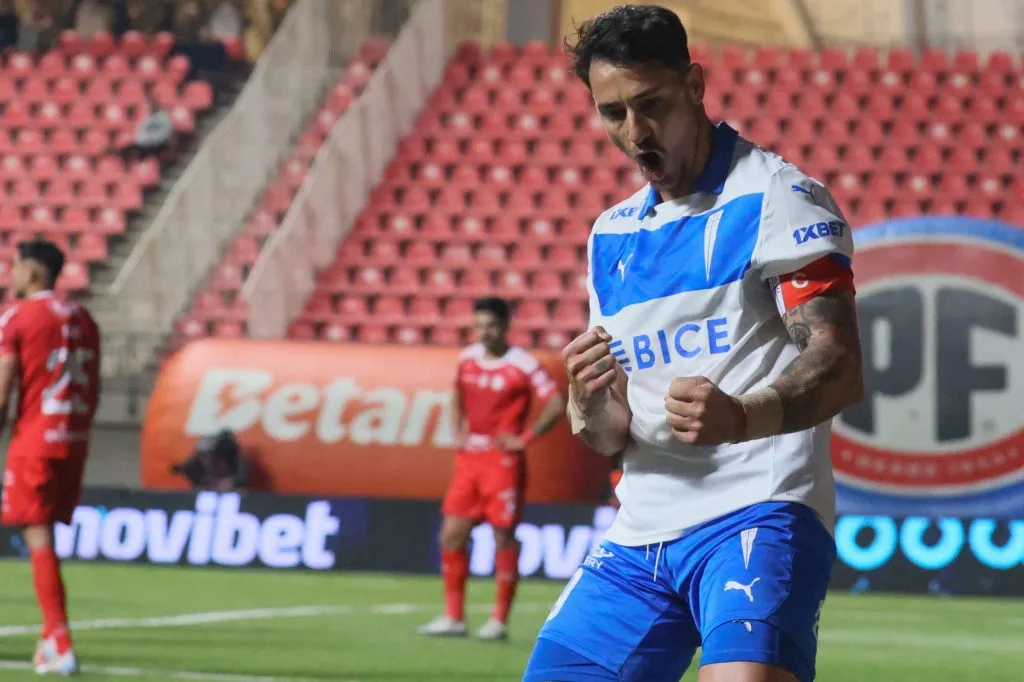 Fernando Zampedri es el goleador de la UC | Photosport