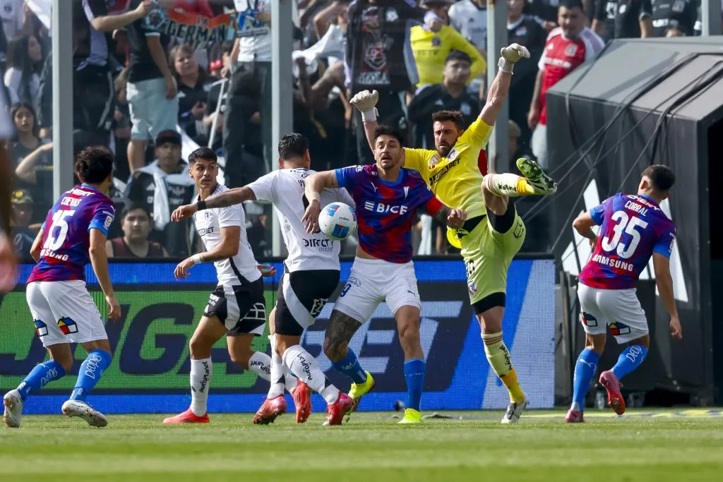 De Paul tuvo responsabilidad en los tres goles de Universidad Católica