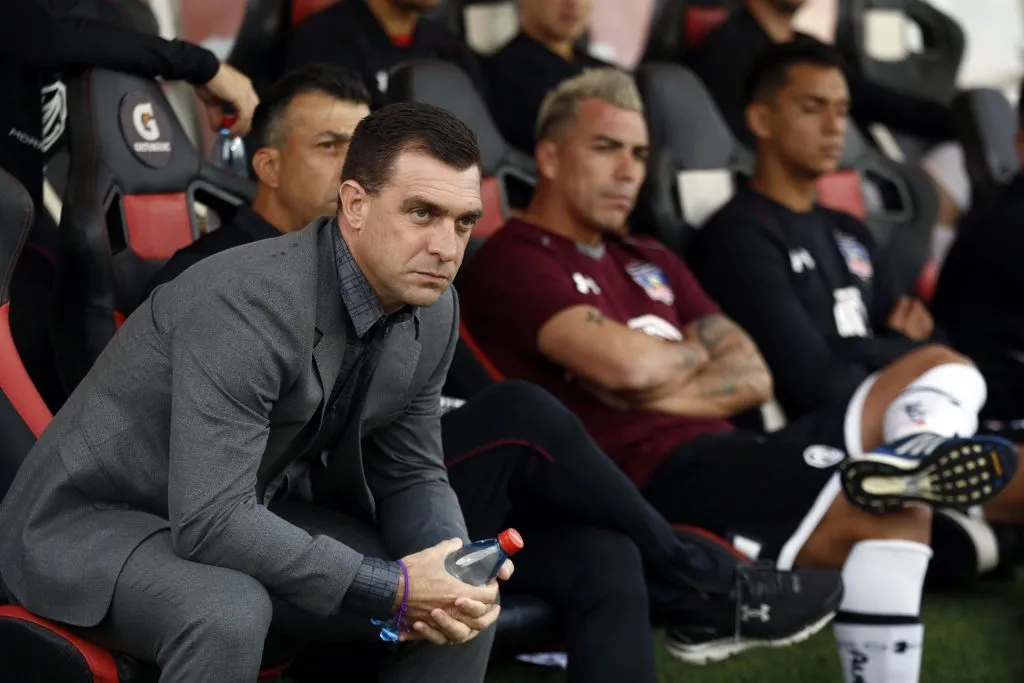 Pablo Guede ganó cuatro títulos en su primer paso por Colo Colo entre 2016 y 2018. | Foto: Photosport.