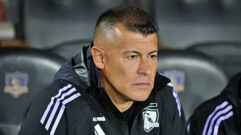 Almirón tiene las horas contadas en Colo Colo tras caer ante la UC.