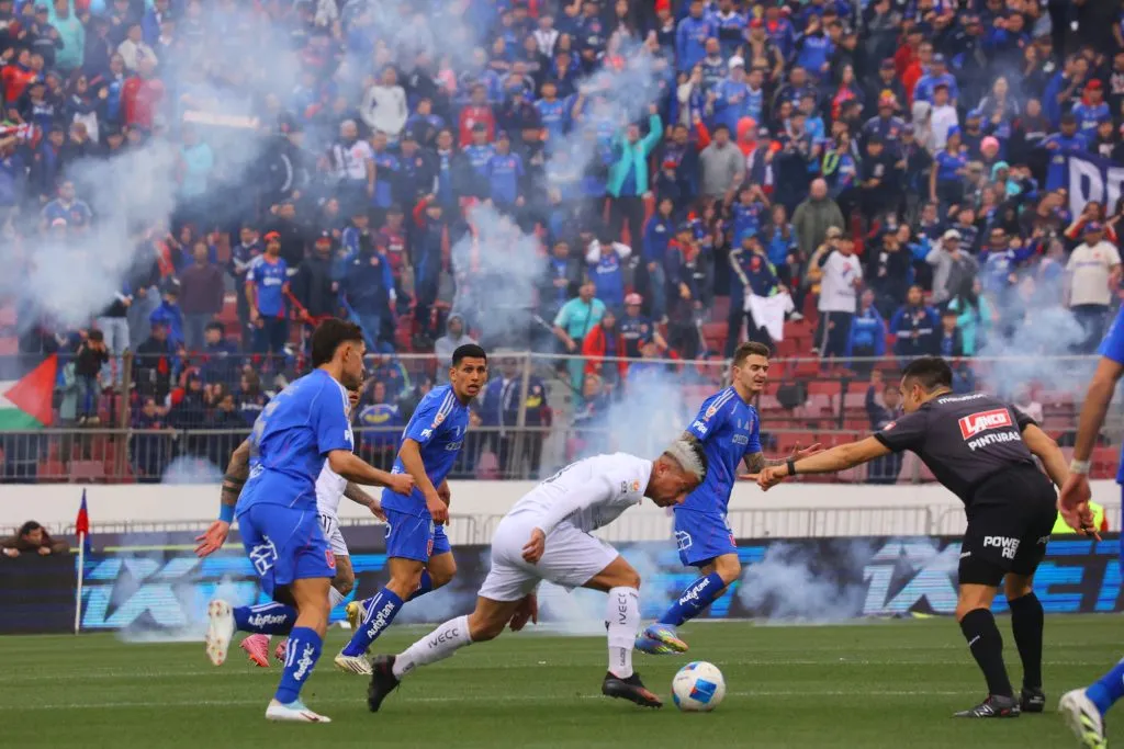Ambiente enrarecido el de este domingo en Ñuñoa | Photosport