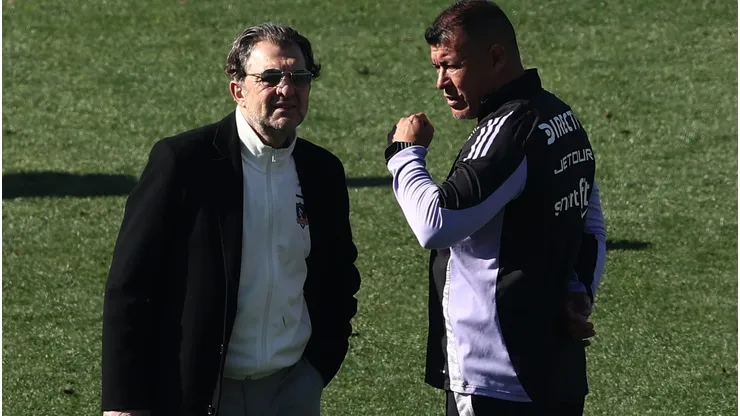 Aníbal Mosa dejó claro que quiere sacar a Jorge Almirón de inmediato.