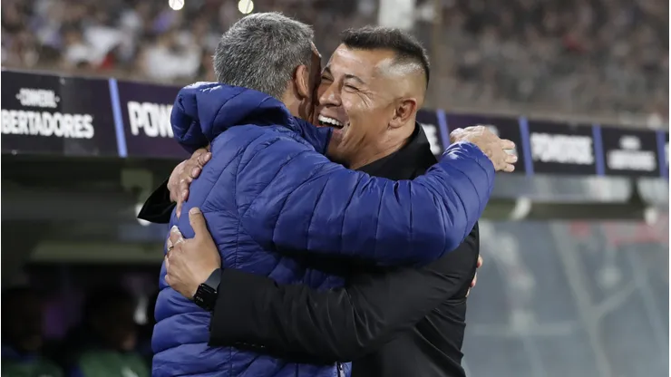 Aníbal Mosa ya tiene a su candidato para reemplazar a Jorge Almirón en Colo Colo.