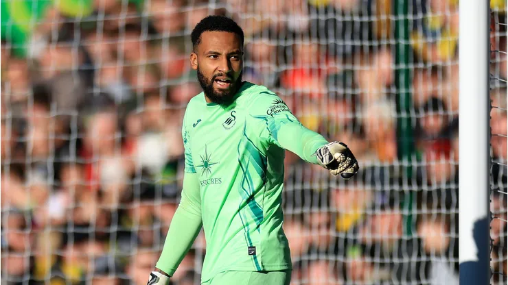 El arquero chileno Lawrence Vigouroux se encuentra en un gran momento en Europa.