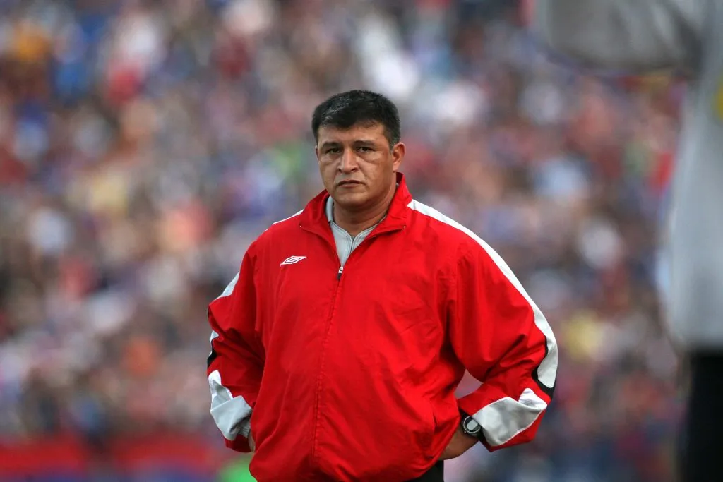 Claudio Borghi es uno de los candidatos para Colo Colo. Foto: Andres Pina/Photosport