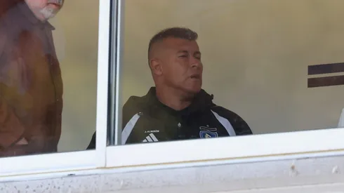 Jorge Almirón se vio envuelto en una polémica con Huachipato en la temporada 2024. Fue acusado de dar instrucciones estando suspendido.