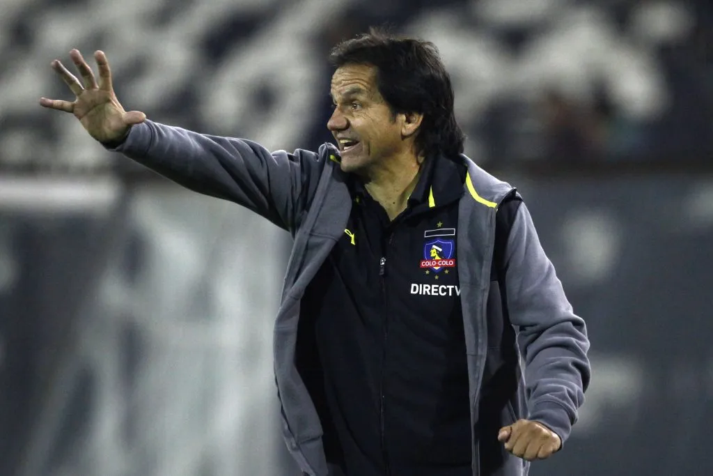 Hugo González asumirá su tercer interinato en Colo Colo. (Felipe Zanca/Photosport).