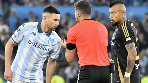 Este atacante tenía la receta contra el portero de la selección chilena y ante dos clubes distintos.