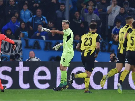 El insólito blooper de Brayan Cortés en la eliminación de Peñarol